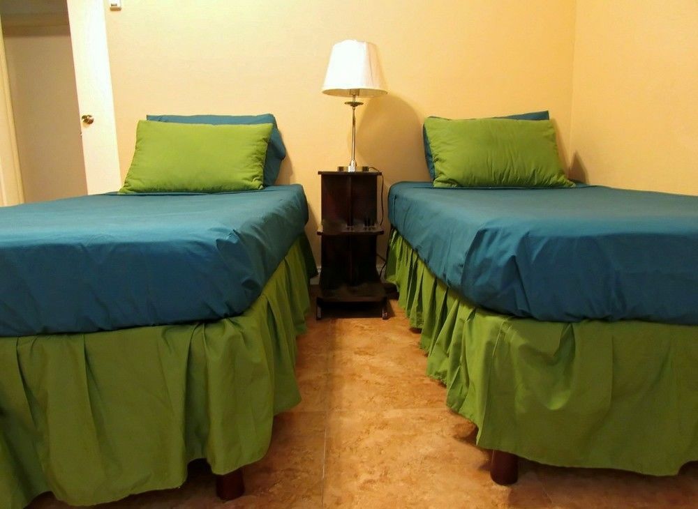 Centrally Located Guest Apartments Kingston Kültér fotó