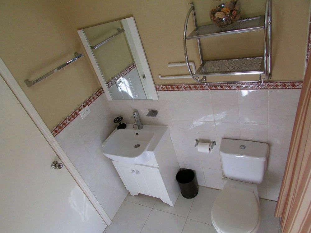Centrally Located Guest Apartments Kingston Kültér fotó