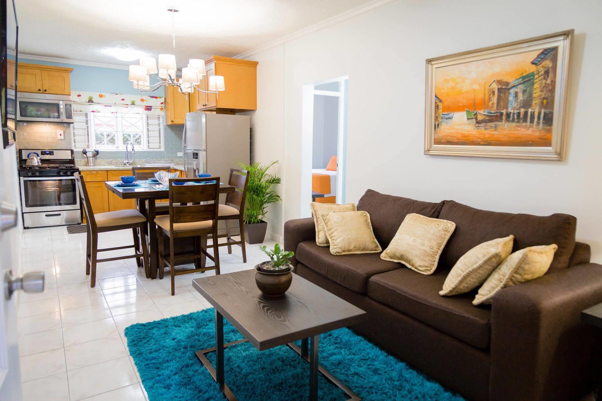 Centrally Located Guest Apartments Kingston Kültér fotó